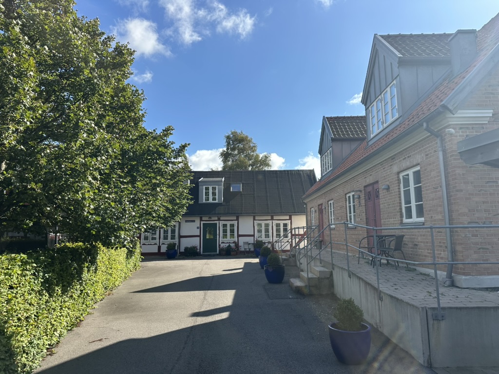 Hovgårdsgatan 1A–D, 3A–B, 5A–B – bild 2