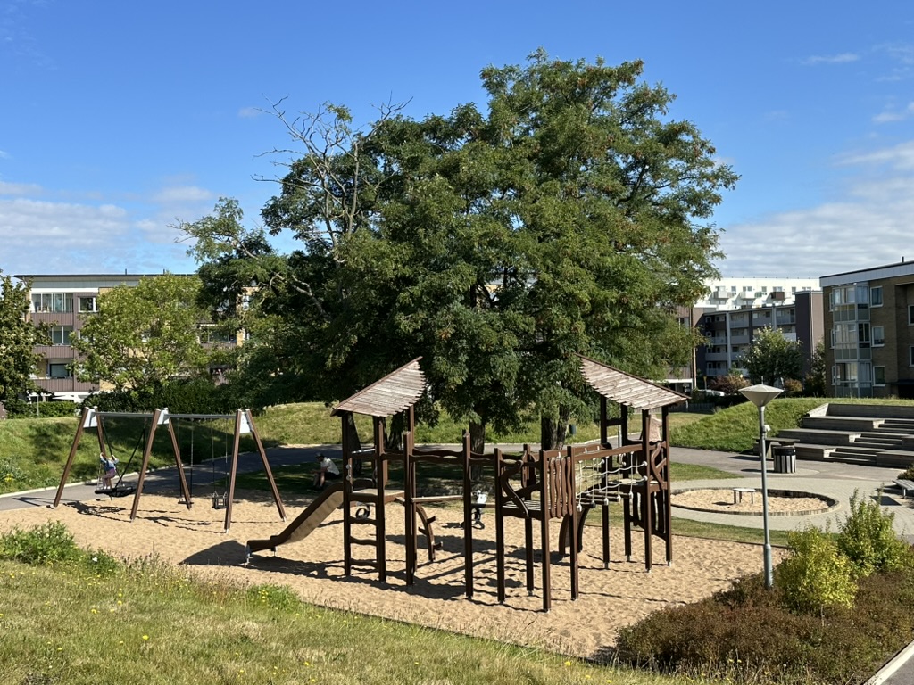 Larmvägen 22–32 – bild 3